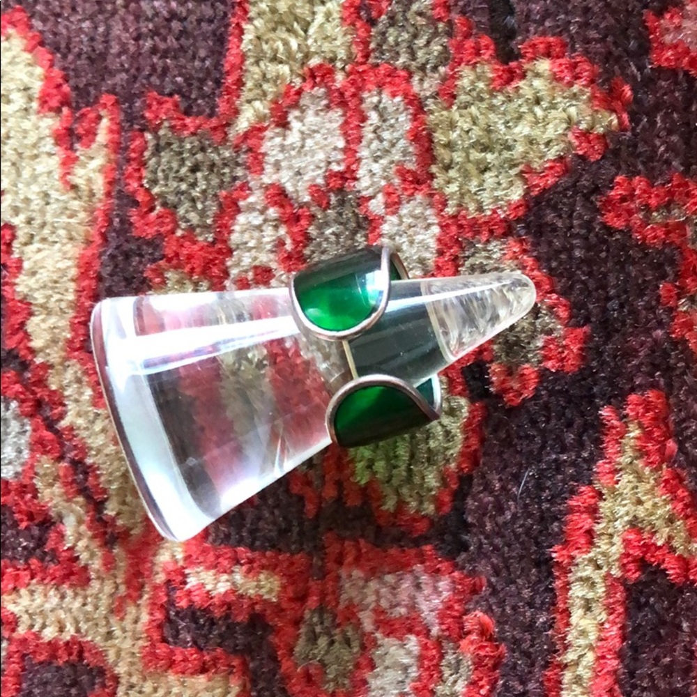 Acrylic Green Ring - image 4